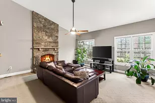 9629 Nuthatch Dr, Fairfax Station, VA 22039 - Photo 23