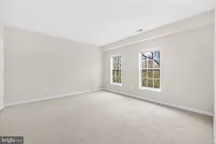 12494 Cliff Edge Dr, Herndon, VA 20170 - Photo 21