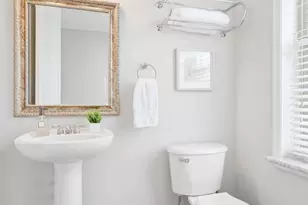 8322 Middle Ruddings Dr, Lorton, VA 22079 - Photo 17