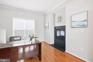 8322 Middle Ruddings Dr, Lorton, VA 22079 - Photo 11