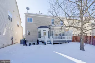 8322 Middle Ruddings Dr, Lorton, VA 22079 - Photo 43