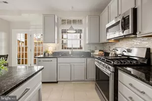 8346 Hunter Murphy Cir, Alexandria, VA 22309 - Photo 5