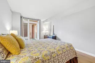 2726 Gallows Rd, Vienna, VA 22180 - Photo 19