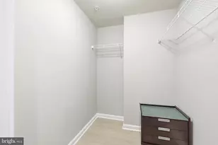 2726 Gallows Rd, Vienna, VA 22180 - Photo 21