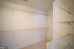 2515 Einstein St, Herndon, VA 20171 - Photo 11