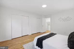 8141 Kingsway Ct, Springfield, VA 22152 - Photo 17