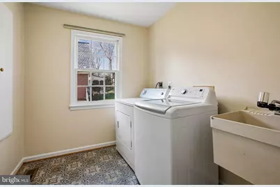 6604 Tina Lane, McLean, VA 22101 - Photo 19