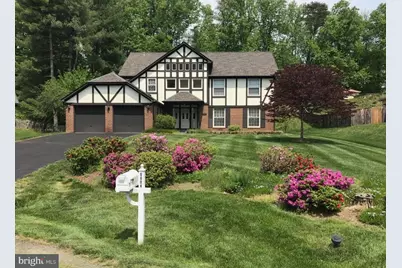 6604 Tina Lane, McLean, VA 22101 - Photo 1