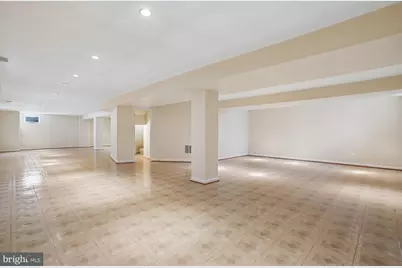6604 Tina Lane, McLean, VA 22101 - Photo 27