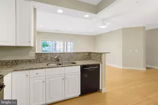 7709 Haynes Point Way, Alexandria, VA 22315 - Photo 17