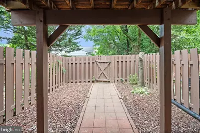 7817 Gum Springs Village Drive, Alexandria, VA 22306 - Photo 25