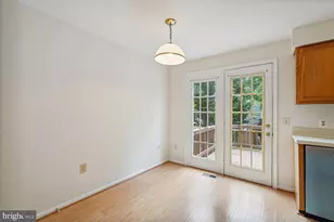 7817 Gum Springs Village Dr, Alexandria, VA 22306 - Photo 7