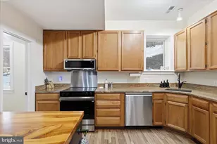 12717 Chestnut St, Clifton, VA 20124 - Photo 7