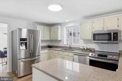 9810 Oleander Avenue, Vienna, VA 22181 - Photo 13