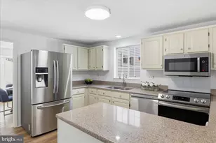 9810 Oleander Ave, Vienna, VA 22181 - Photo 13