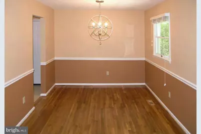 2626 Bowling Green Drive, Vienna, VA 22180 - Photo 9