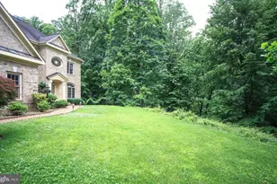 6125 Old Dominion Dr, McLean, VA 22101 - Photo 37