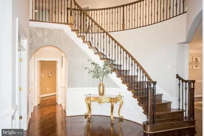 6125 Old Dominion Drive, McLean, VA 22101 - Photo 3