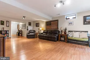 9028 Harrover Pl, Lorton, VA 22079 - Photo 37