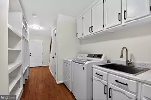 11728 Stuart Mill Rd, Oakton, VA 22124 - Photo 43