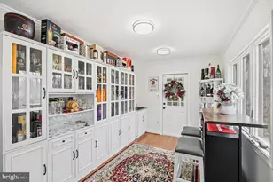 11728 Stuart Mill Rd, Oakton, VA 22124 - Photo 11