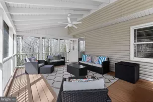 11728 Stuart Mill Rd, Oakton, VA 22124 - Photo 51