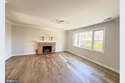 5210 Lindsay Street, Fairfax, VA 22032 - Photo 9