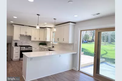 5210 Lindsay Street, Fairfax, VA 22032 - Photo 3