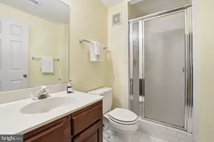 9614 Cinnamon Creek Dr, Vienna, VA 22182 - Photo 49