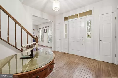 9614 Cinnamon Creek Drive, Vienna, VA 22182 - Photo 11