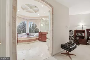 9614 Cinnamon Creek Dr, Vienna, VA 22182 - Photo 33