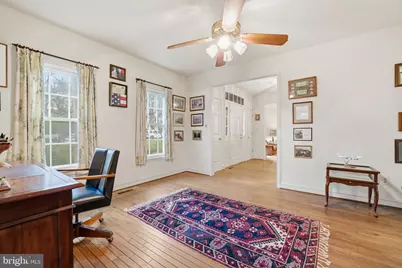 9614 Cinnamon Creek Drive, Vienna, VA 22182 - Photo 13