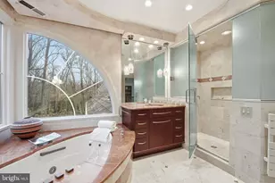 9614 Cinnamon Creek Dr, Vienna, VA 22182 - Photo 35