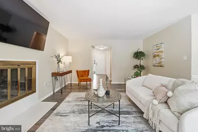 1735 Ivy Oak Square #7, Reston, VA 20190 - Photo 3