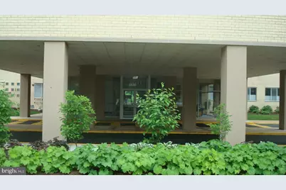 6641 Wakefield Drive #801, Alexandria, VA 22307 - Photo 9