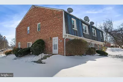 9694 Hagel Circle #39/C, Lorton, VA 22079 - Photo 1