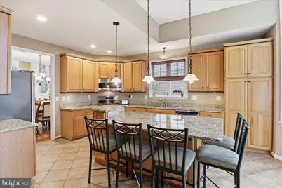 5870 Linden Creek Court, Centreville, VA 20120 - Photo 19