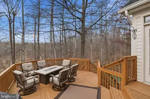 5870 Linden Creek Ct, Centreville, VA 20120 - Photo 35