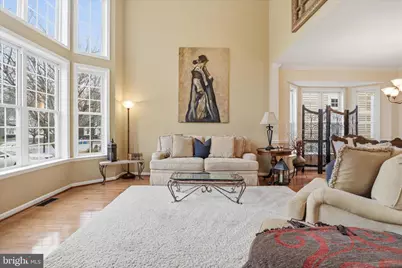 5870 Linden Creek Court, Centreville, VA 20120 - Photo 9