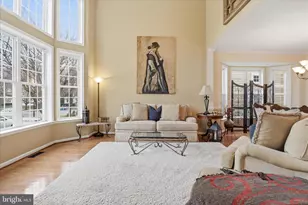 5870 Linden Creek Ct, Centreville, VA 20120 - Photo 9