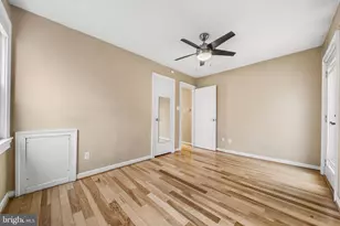 7230 Pimmit Ct, Falls Church, VA 22043 - Photo 11