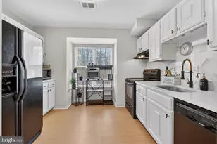 4241 Moselle Dr., Chantilly, VA 20151 - Photo 7