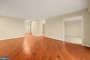 5904 Mt Eagle Dr, Alexandria, VA 22303 - Photo 7