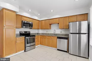 7422 Eldorado St, McLean, VA 22102 - Photo 9