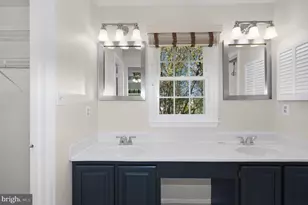 12525 Arnsley Ct, Herndon, VA 20171 - Photo 31