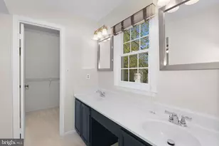 12525 Arnsley Ct, Herndon, VA 20171 - Photo 33