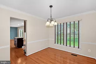 12525 Arnsley Ct, Herndon, VA 20171 - Photo 11