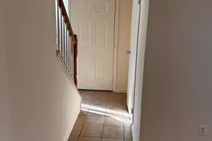 4655 Logsdon Dr, Annandale, VA 22003 - Photo 1