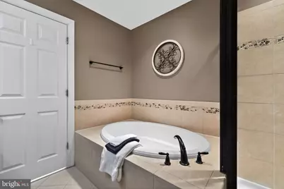 2044 Blunt Lane, Alexandria, VA 22303 - Photo 15