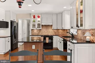 11604 Havenner Rd, Fairfax Station, VA 22039 - Photo 17